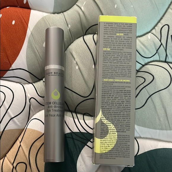 Juice Beauty STEM CELLULAR Anti-Wrinkle Eye Treatment
NWT - Picture 9 of 10